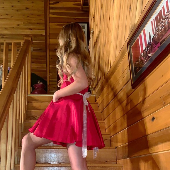 formal dress - Picture 5 of 5